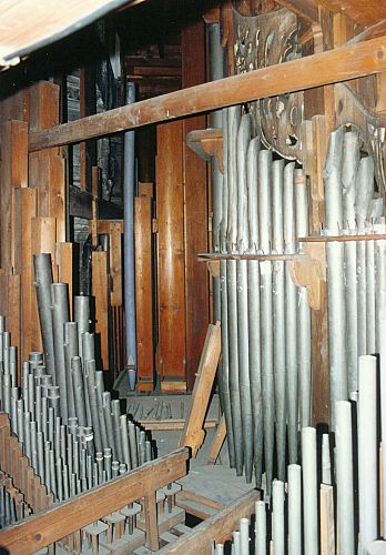 fragment wnętrza instrumentu