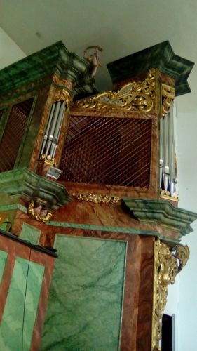 Prawa szafa organowa